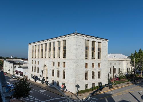 Federal Building & U.S. Courthouse